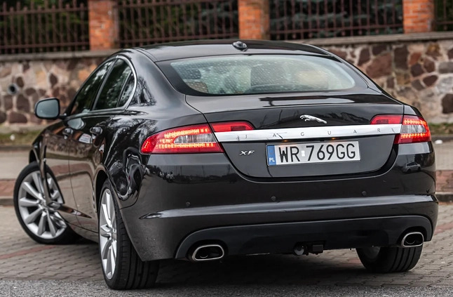 Jaguar XF cena 45900 przebieg: 215000, rok produkcji 2011 z Wasilków małe 529
